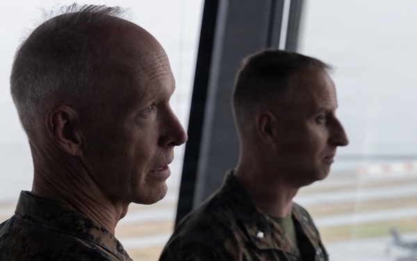 MARFORPAC commander visits MCAS Iwakuni