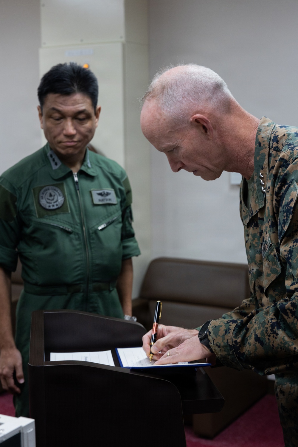 MARFORPAC commander visits Japan Air Defense Command headquarters