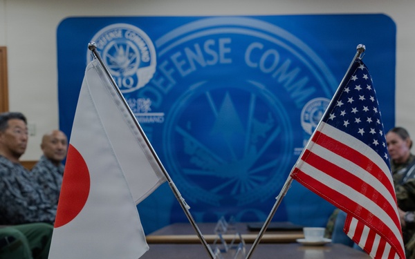 MARFORPAC commander visits Japan Air Defense Command headquarters