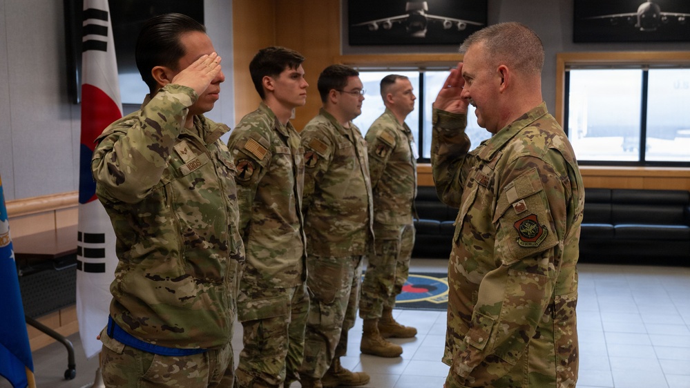 18th Air Force Leadership Visits Osan Air Base