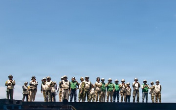 Nimitz Hosts Ecuadorian Distinguished Visitors