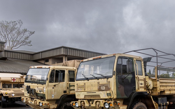 Winter Storm Watch, U.S. Army Soldiers from 25th ID Prepare Vehicles and Equipment