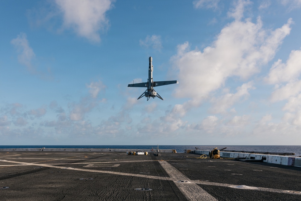 11th MEU Marines, Sailors and DoW Contractors Conduct C-sUAS Training Aboard USS Portland