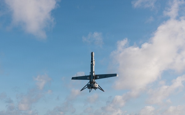 11th MEU Marines, Sailors and DoW Contractors Conduct C-sUAS Training Aboard USS Portland