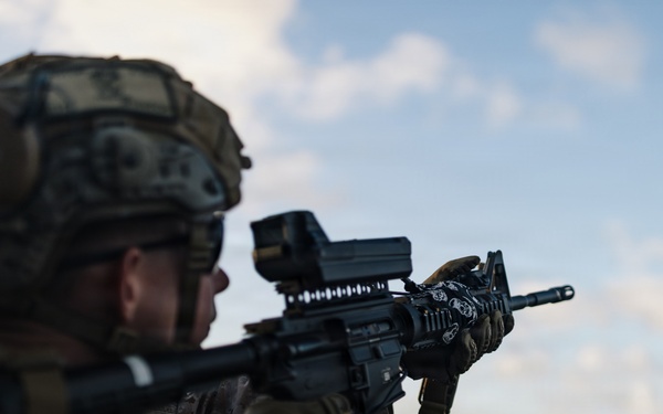 11th MEU Marines, Sailors and DoW Contractors Conduct C-sUAS Training Aboard USS Portland