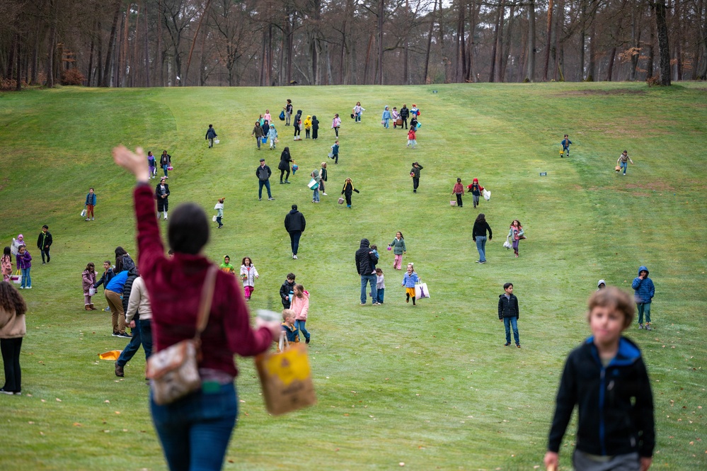 Easter egg hunt brings smiles for Month of the Military Child