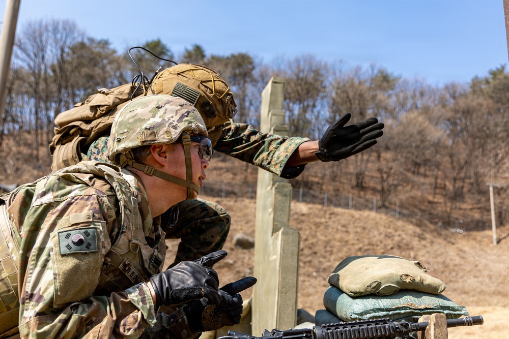 U.S. Marines with 3/12 Conduct Bilateral Live-Fire Range during KMEP 26.1