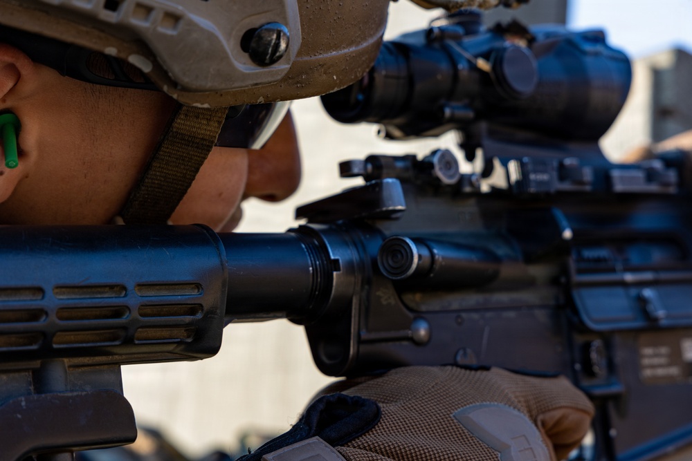 U.S. Marines with 3/12 Conduct Bilateral Live-Fire Range during KMEP 26.1
