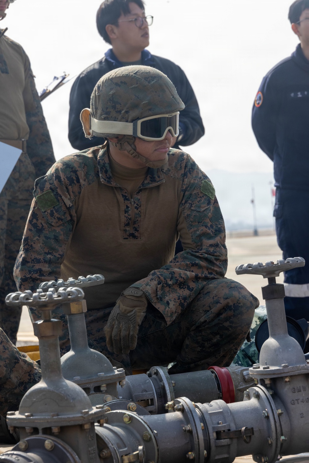 U.S. Marines, ROKAF develop FARP operation skills