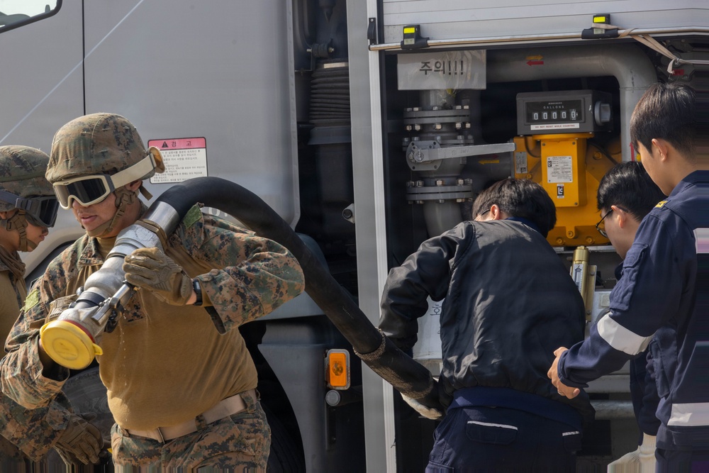 U.S. Marines, ROKAF develop FARP operation skills
