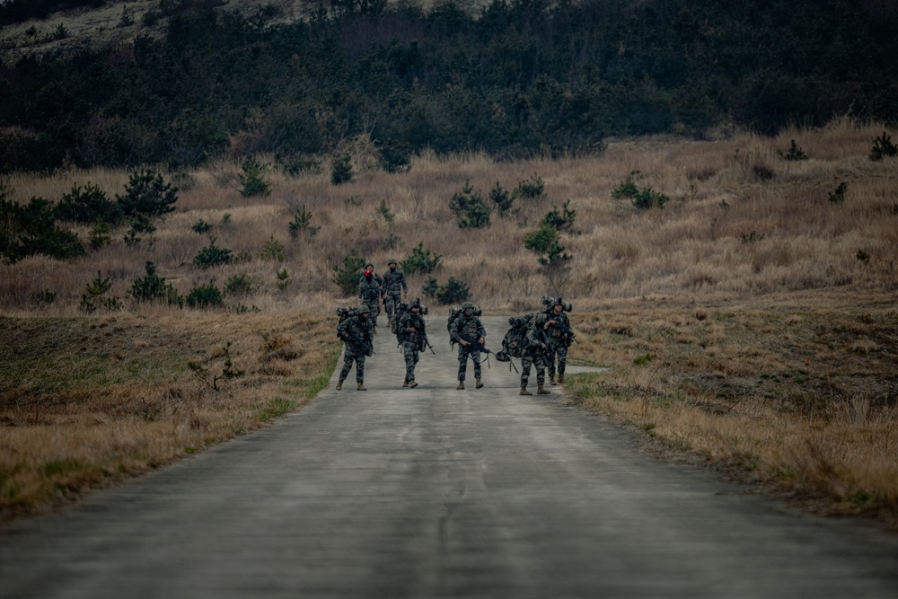 U.S. Marines and ROK Marines Air Insert During KMEP 26.1