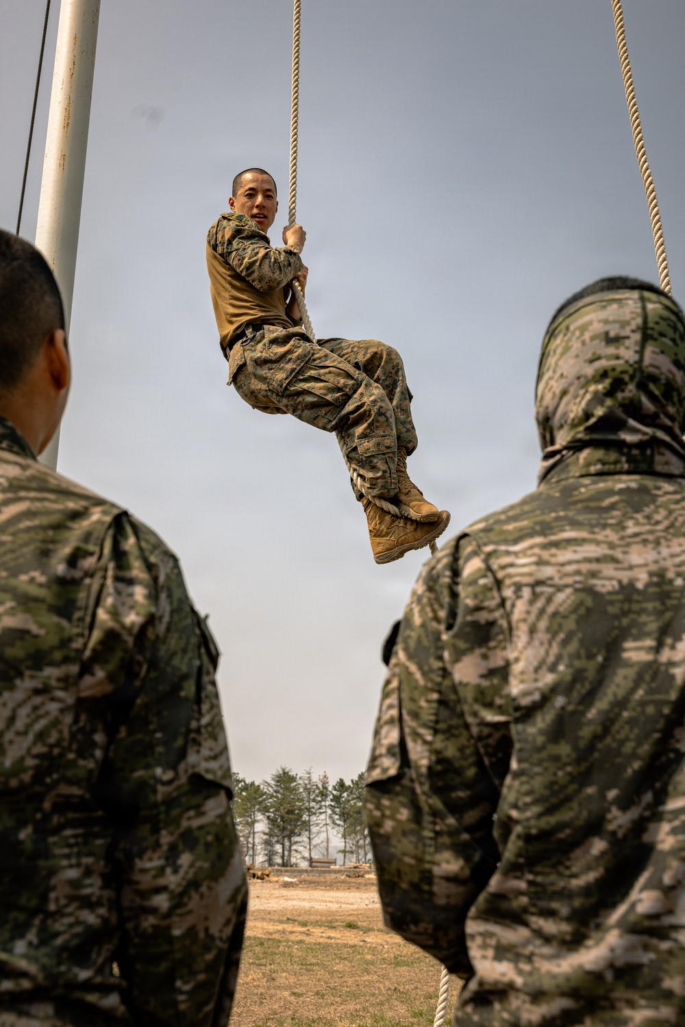 U.S. Marines and ROK Marines Conduct Team Building Exercises During KMEP 26.1