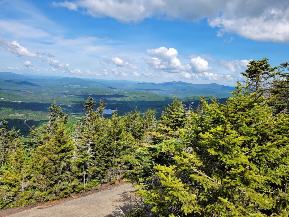 Fort Drum Outdoor Recreation challenges Soldiers, family members to conquer NY’s peaks