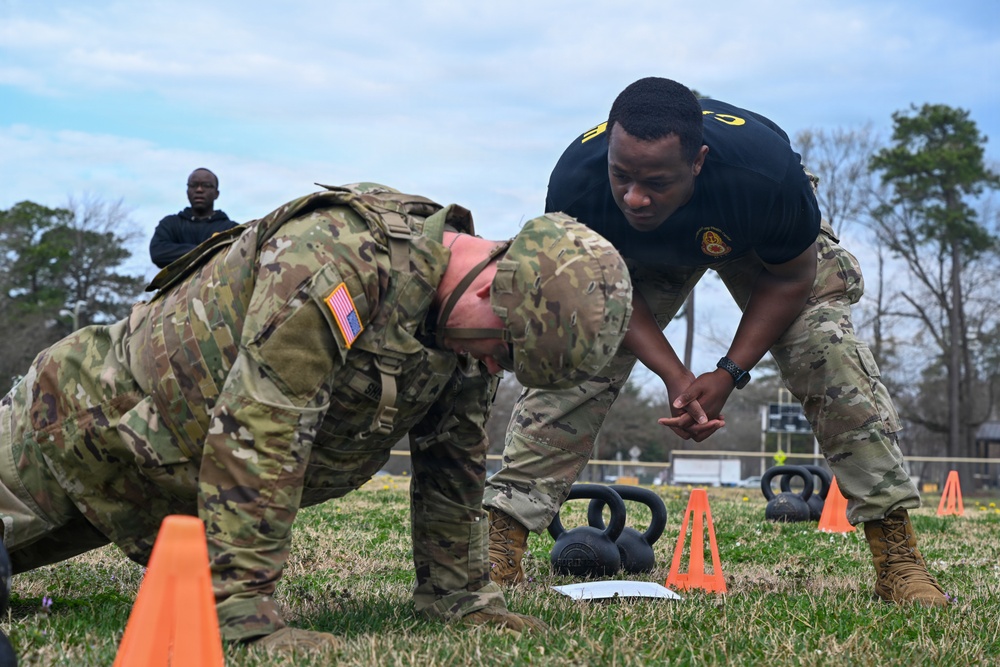 Soldiers compete in annual Best Leader Competition