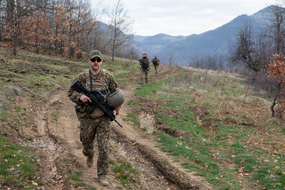 Latvian contingent helps ensure freedom of movement in Kosovo