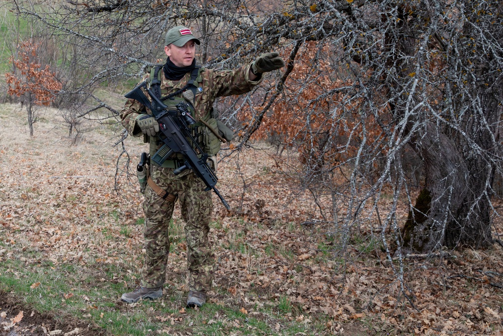 Latvian contingent helps ensure freedom of movement in Kosovo