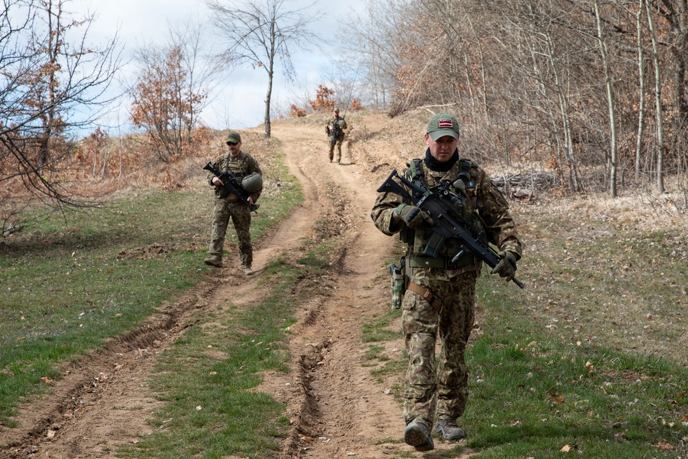 Latvian contingent helps ensure freedom of movement in Kosovo