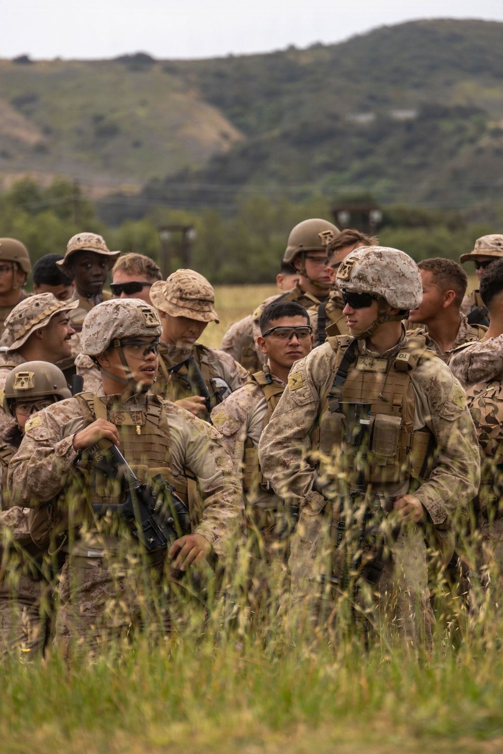 CLR-1 Marines participate in rifle qualification tables 3-6 range