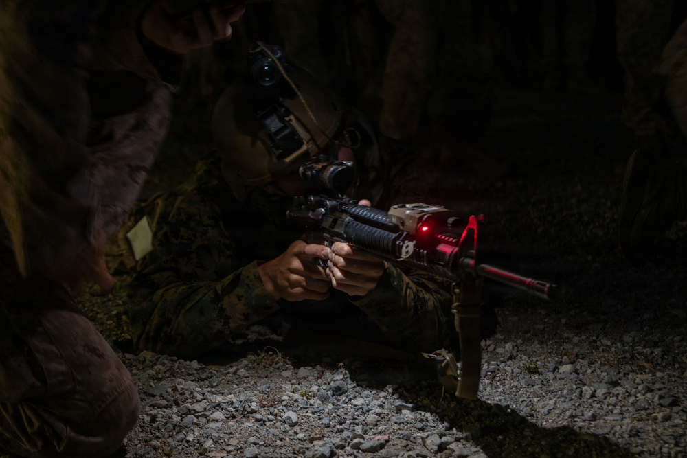 CLR-1 Marines participate in rifle qualification tables 3-6 range