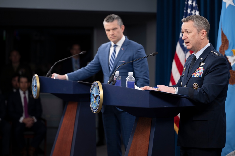 SW, CJCS Conduct Pentagon Press Briefing
