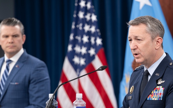 SW, CJCS Conduct Pentagon Press Briefing