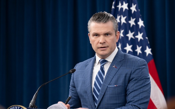 SW, CJCS Conduct Pentagon Press Briefing