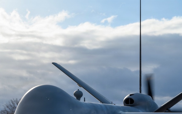 MQ-9 Reaper conducts preflight checks in winter weather