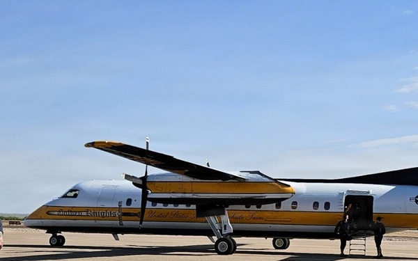 Golden Knights Take Arizona Educators and Leaders to New Heights