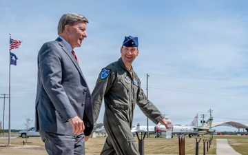 HASC chairman Mike Rogers visits McEntire JNGB to discuss fighter recapitalization