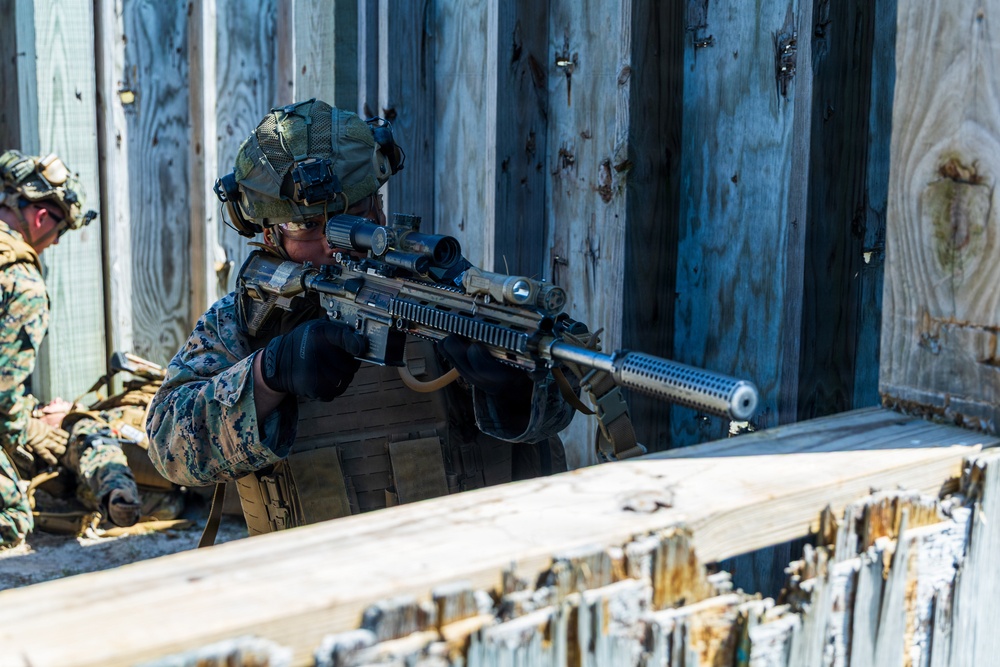 24th MEU: V32 Dry Fire