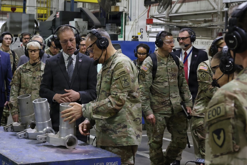 Vice Chief of Staff of the Army visits LEAD