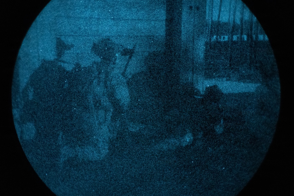 24th MEU: V32 Night Range