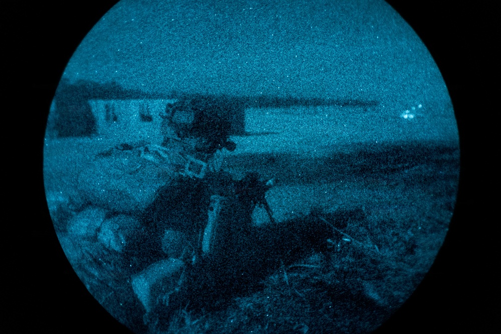 24th MEU: V32 Night Range