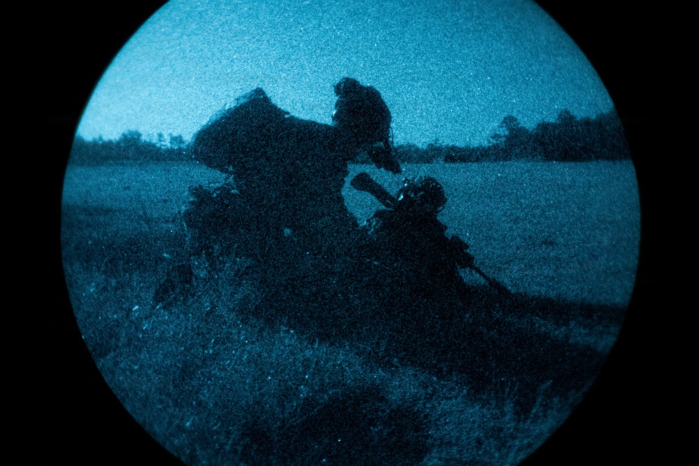 24th MEU: V32 Night Range