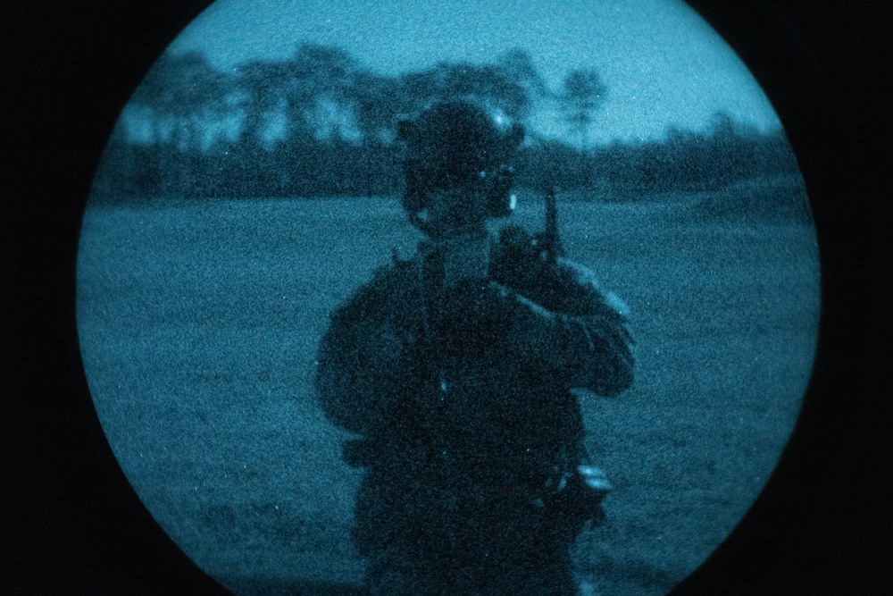 24th MEU: V32 Night Range