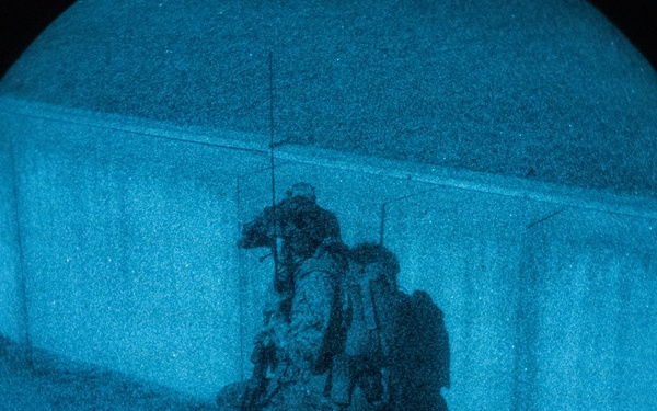 24th MEU: V32 Night Range