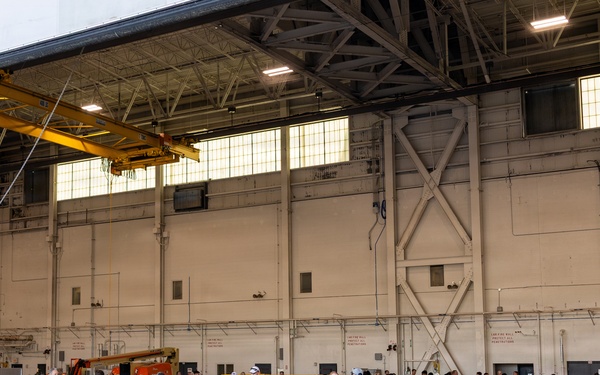 VMM-162 returns from the Horn of Africa