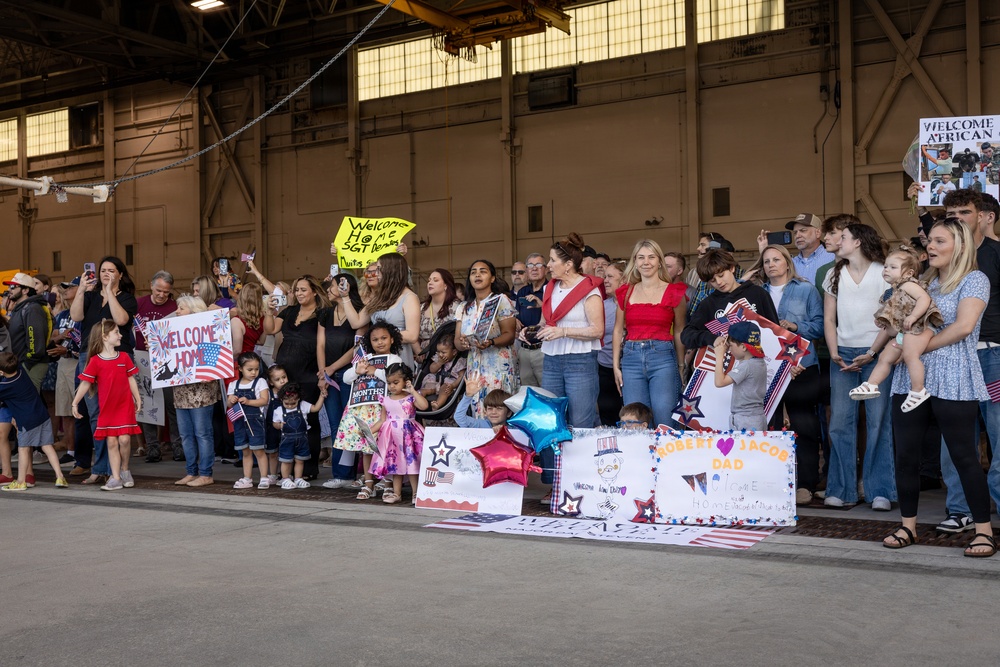 VMM-162 returns from the Horn of Africa