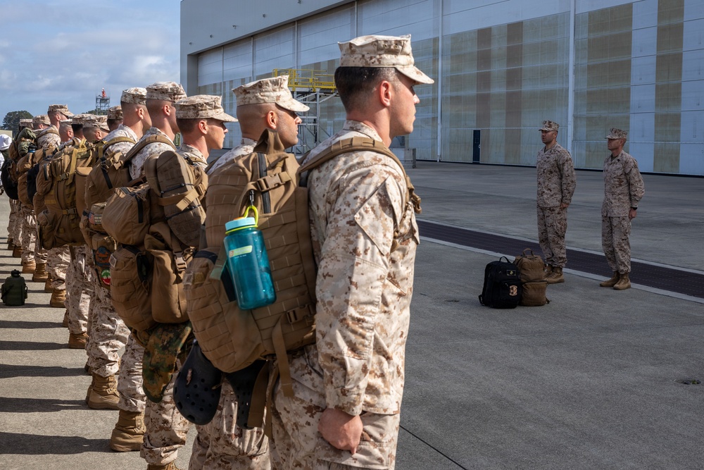 VMM-162 returns from the Horn of Africa