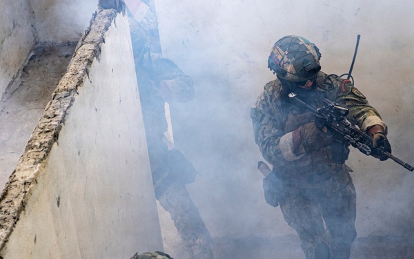 Nimitz Conducts Senior Enlisted Exchange with Ecuador