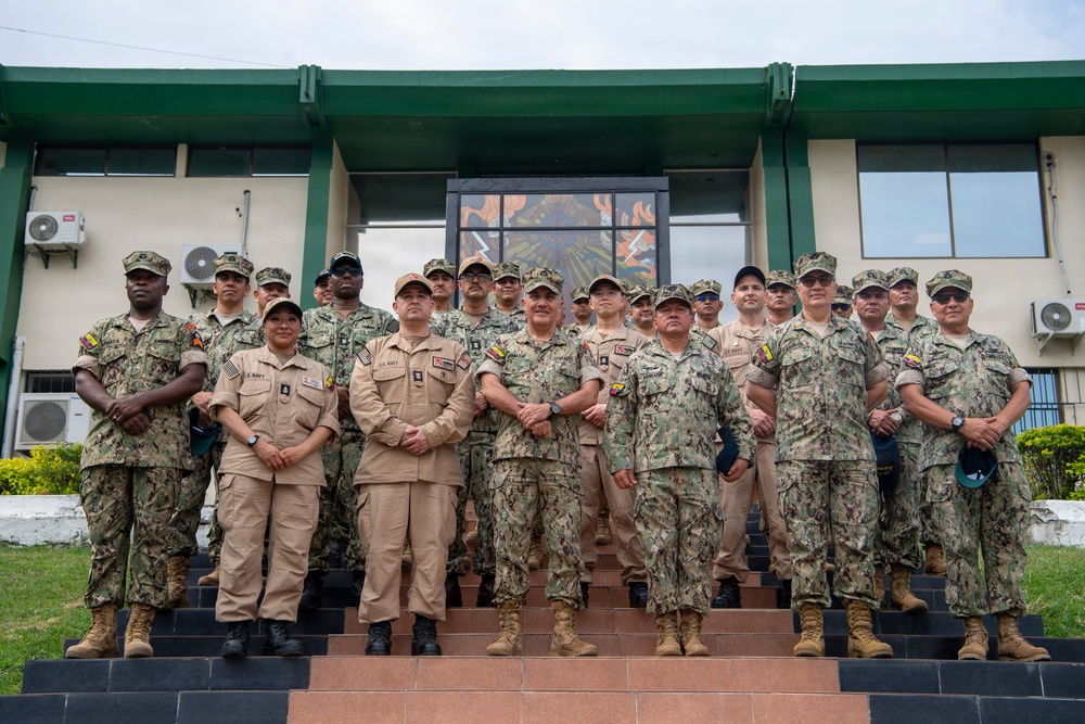 Nimitz Conducts Senior Enlisted Exchange with Ecuador