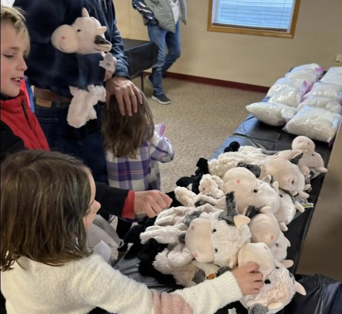 Fort McCoy family members gather for 2026 MOMC Family Movie Night event