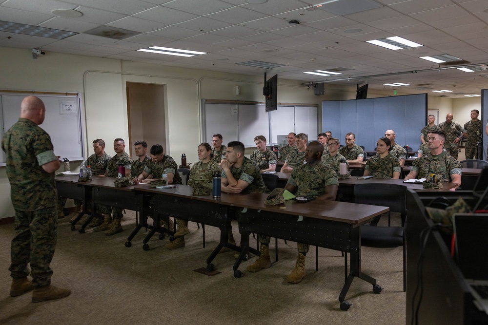 Expeditionary Warfare School Visit