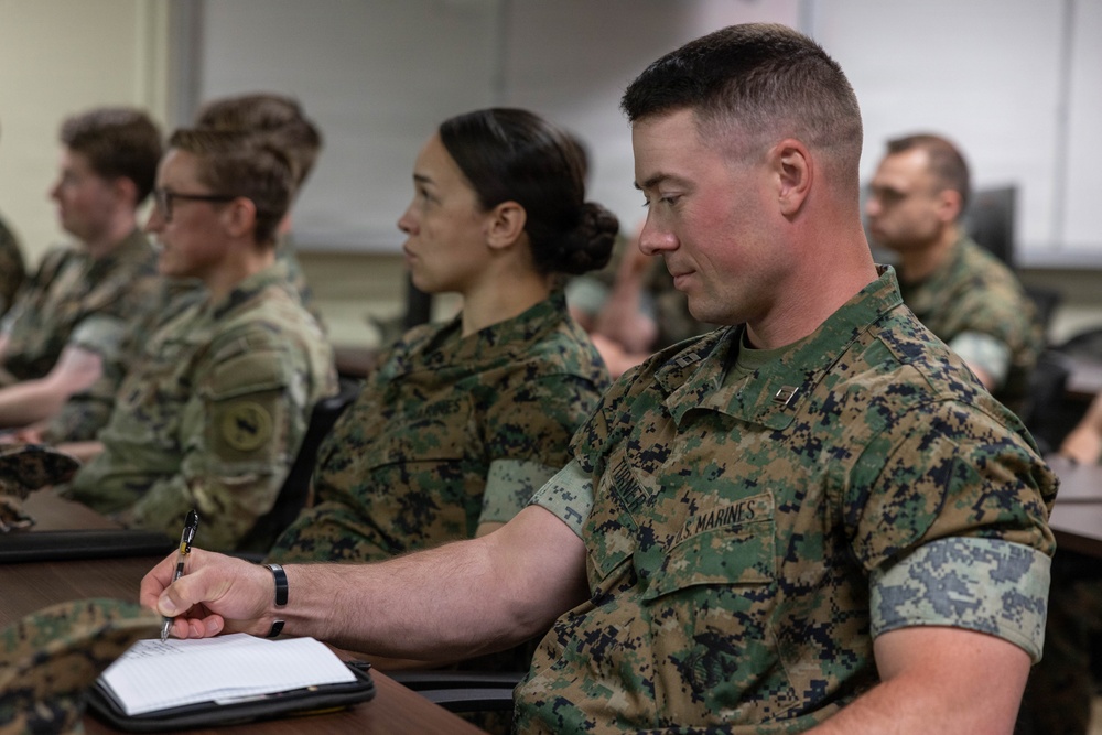 Expeditionary Warfare School Visit