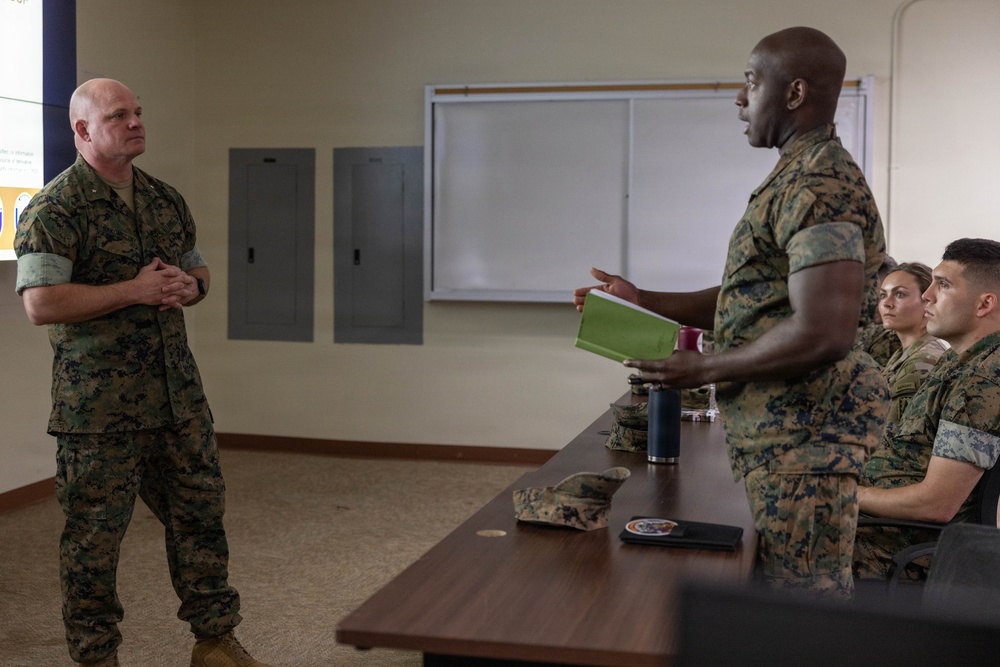 Expeditionary Warfare School Visit