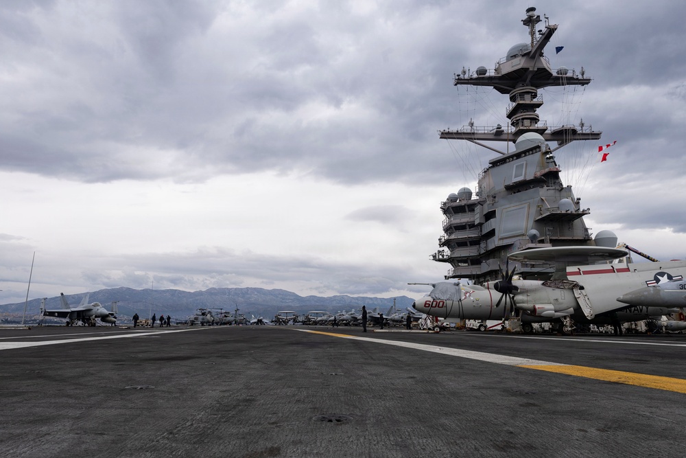 USS Gerald R. Ford (CVN 78) Departs Split, Croatia