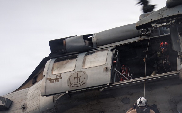 HSC-9 Vertical Hoisting Exercise