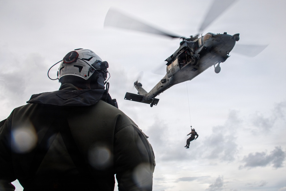 HSC-9 Vertical Hoisting Exercise