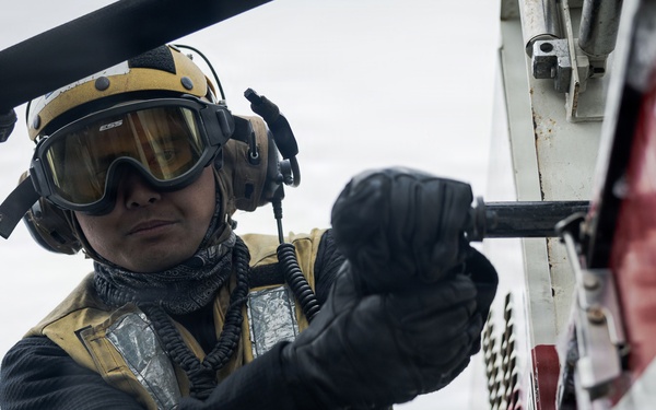 USS Gerald R. Ford (CVN 78) Firefighting Drills