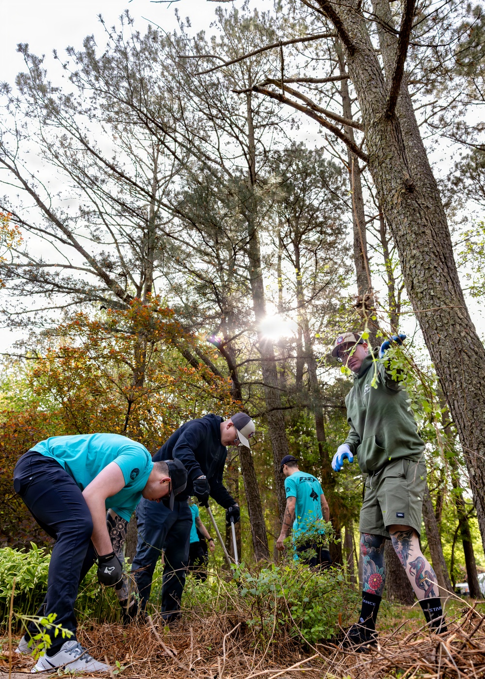 Serving the Community, Caring for the Earth: F-22 Demo Team Volunteers at Sandy Bottom Nature Park